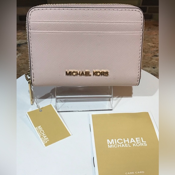 NWT Michael Kors Leather Compact Card Wallet ๐๐๐ธ - Picture 17 of 17